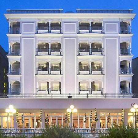 Hotel Continental Католика Екстериор снимка
